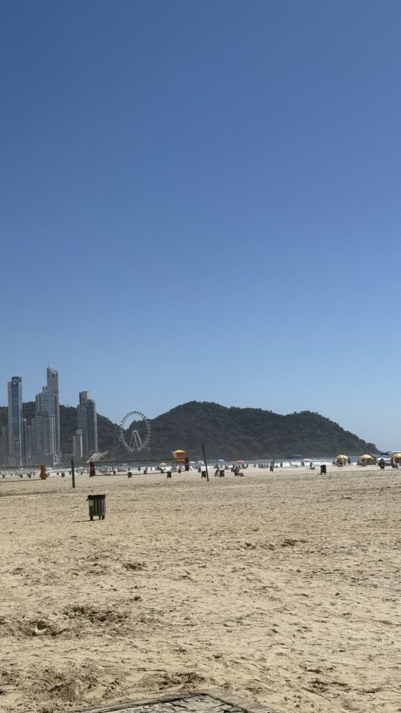 Praia dos Amores