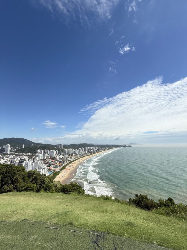 Praia dos Amores
